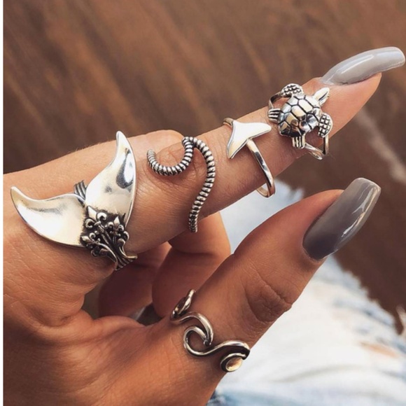 Jewelry - NWT 5 rings small mix midi wave dolphin turtle NEW